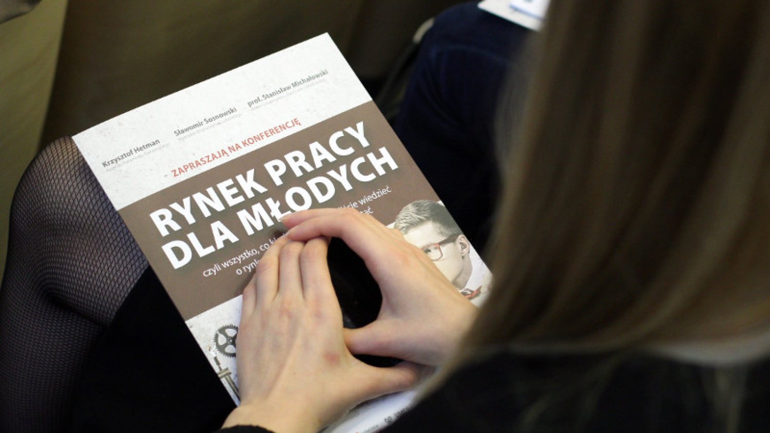 Studia naprawdę mogą zapewnić pracę. Pomaga w tym innowacyjny system nauki, który stosują 4 uczelnie w Polsce.