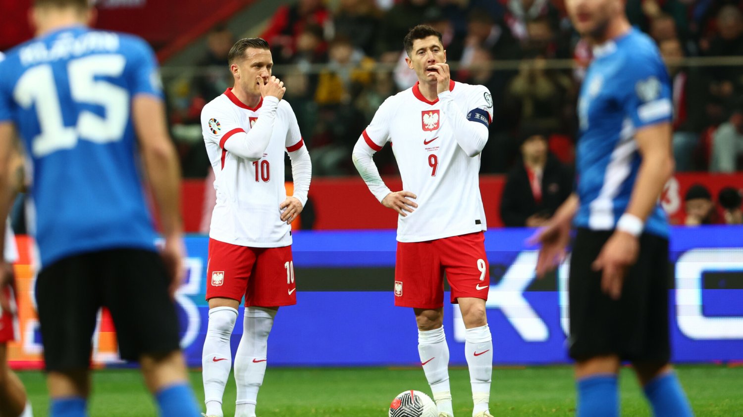 Premie dla piłkarzy za awans