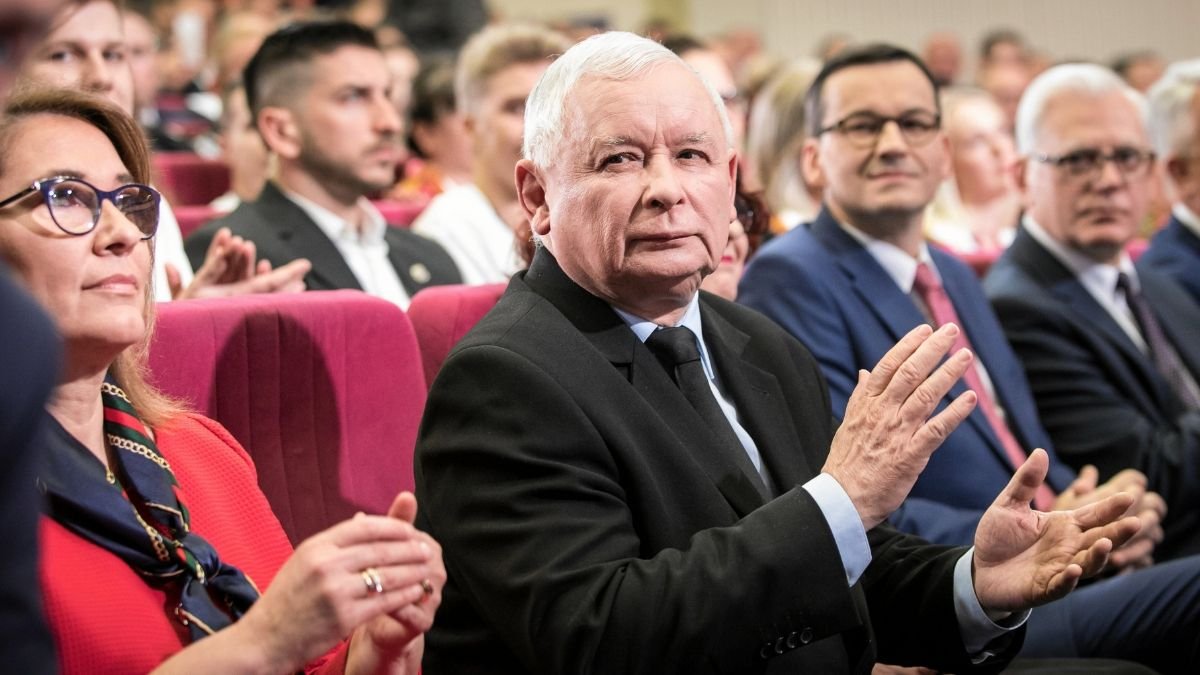 Rząd PiS chce zaoferować w 2020 roku rekordowy wzrost płacy minimalnej. To istna kiełbasa wyborcza, gdyż w szerszej, gospodarczej perspektywie pomysł może skończyć się fatalnie.