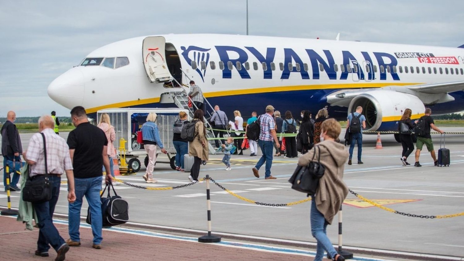 Ryanair ogranicza częstotliwość lotów.