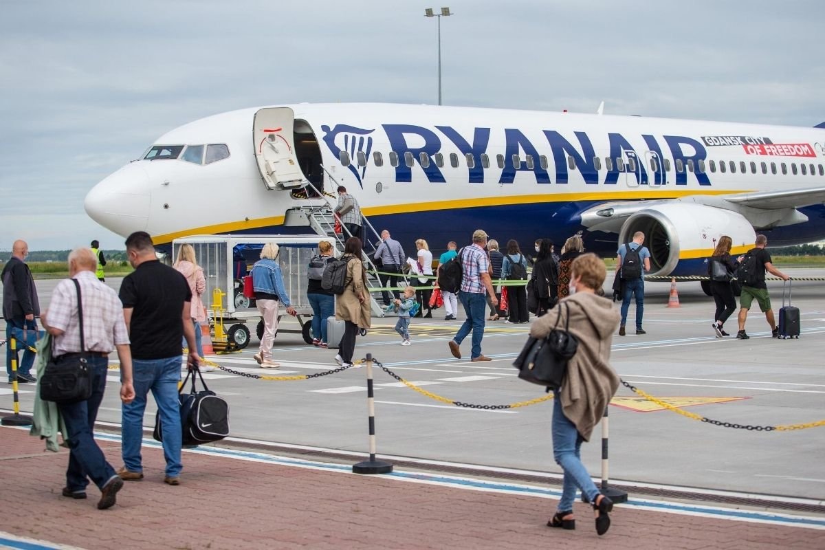 Ryanair ogranicza częstotliwość lotów.