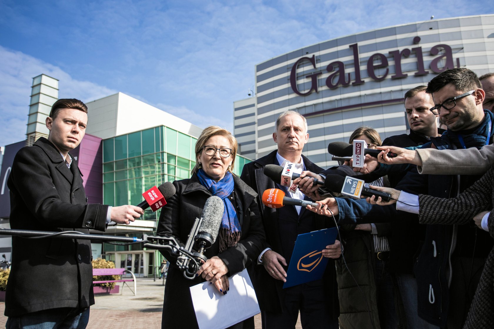 W całej Polsce odbyły się konferencje polityków PO w sprawie ustawy o zakazie handlu w niedziele.