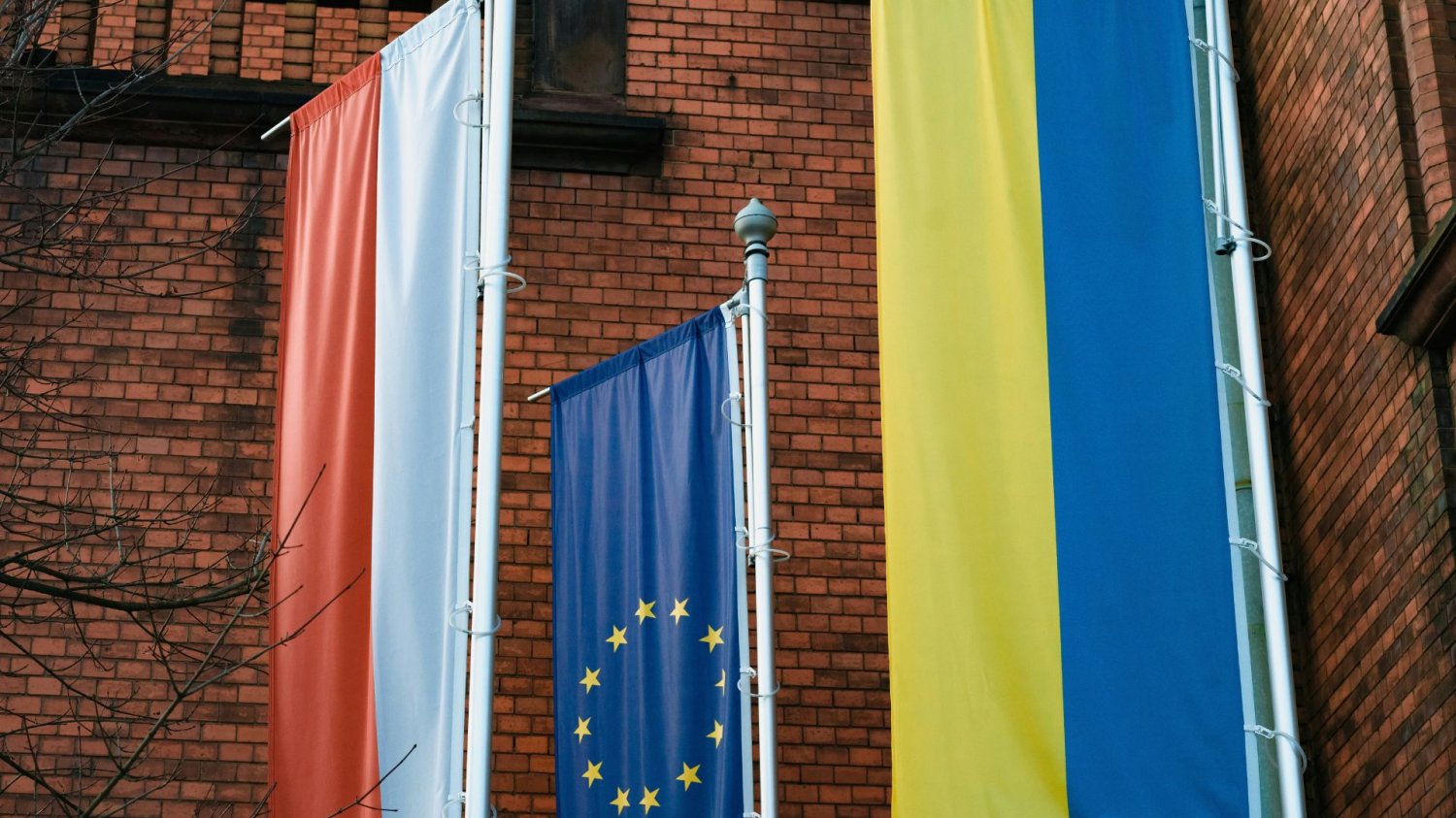 Ukraińcy chcą zostać w Polsce. Stoi za tym szereg czynników.