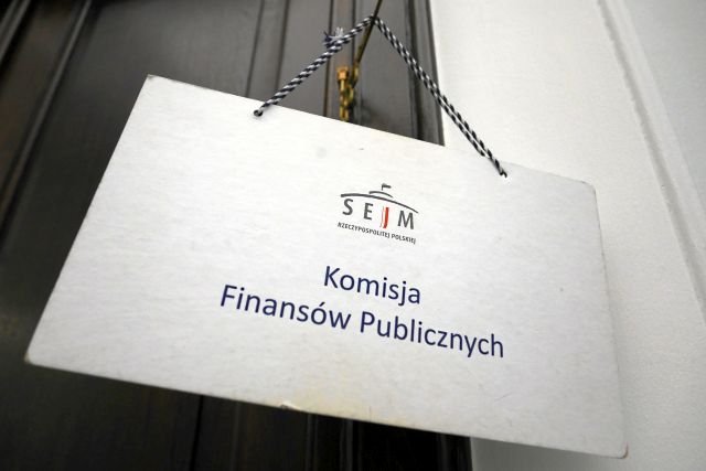 Zabiorą Rzecznikowi Praw Obywatelskich, dodadzą Policji i Służbie Więziennej