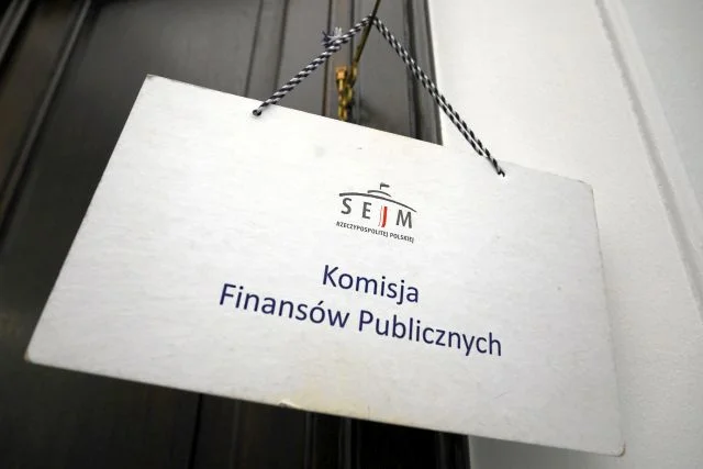 Zabiorą Rzecznikowi Praw Obywatelskich, dodadzą Policji i Służbie Więziennej