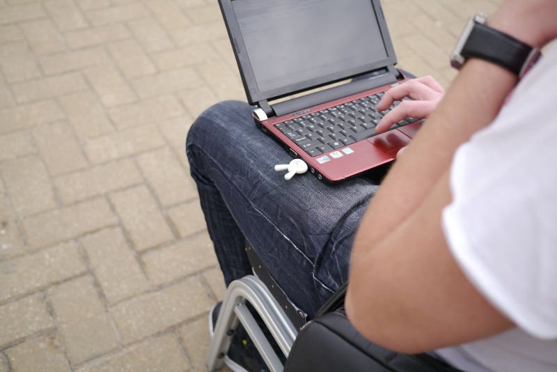 CRM to zestaw narzędzi do zarządzania kontaktem z klientami.