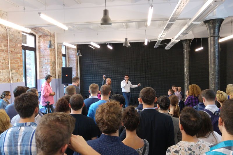 Jeden z pitchów podczas TechCrunch Let's Meet Warsaw.