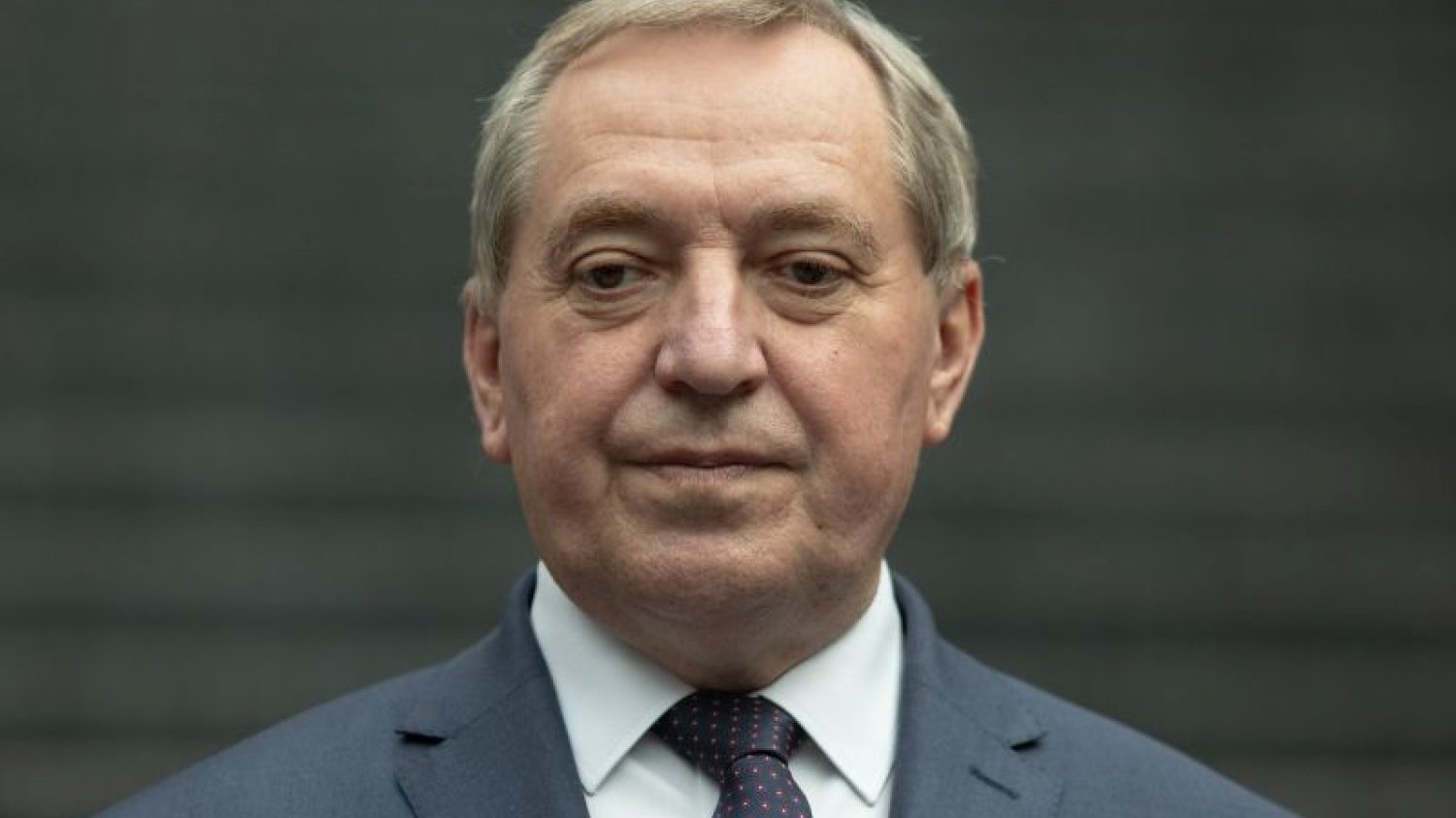 Minister Henryk Kowalczyk narzucił normy alarmowania o smogu. Stanowczo zbyt wysokie - mówią eksperci