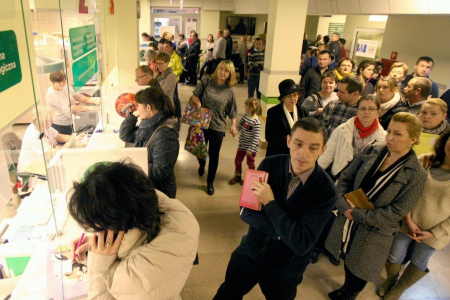 Kolejka do rejestracji w Dziecięcym Szpitalu Klinicznym w Lublinie.