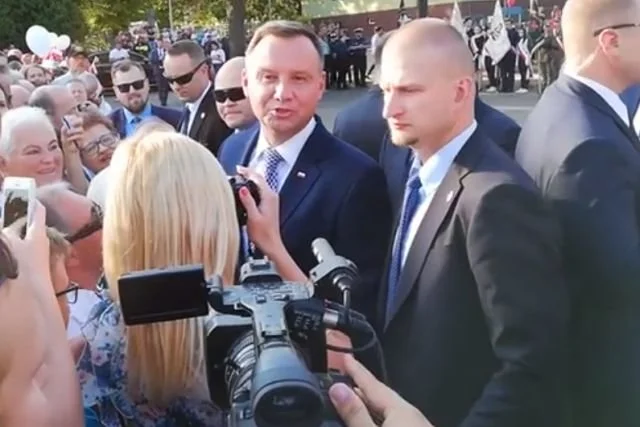 Początkowo prezydent niezbyt przejął się losem 230 osób, które stracą pracę