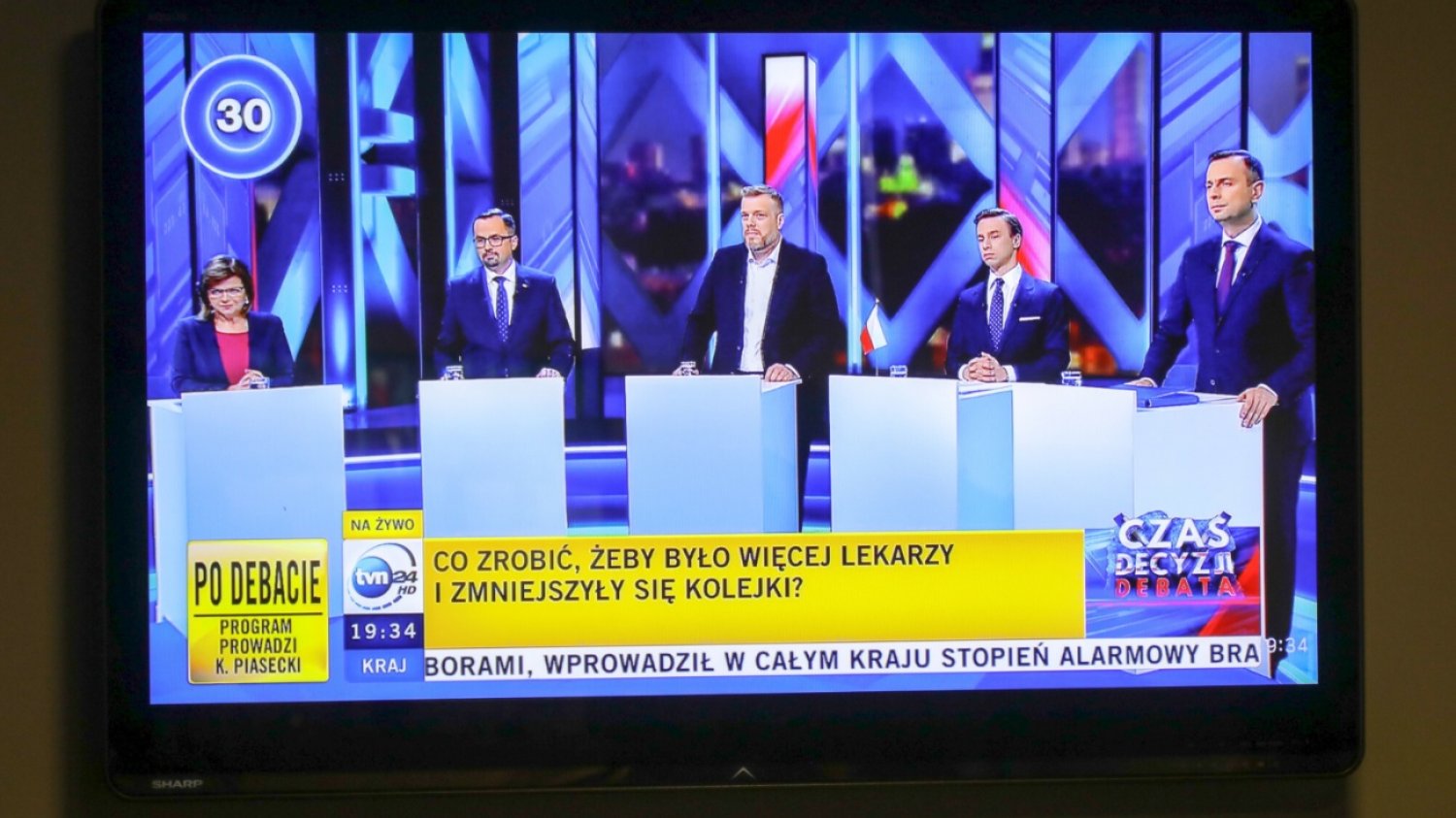 Telewizor, stacja TVN24.