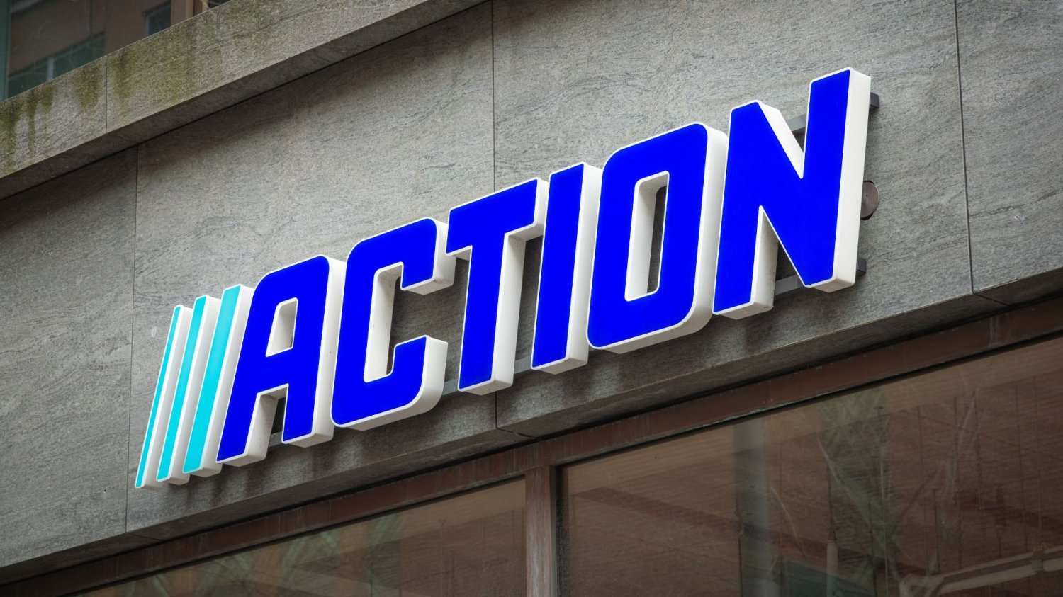 Action z nowymi promocjami. Markowe słuchawki kupisz za grosze. Action.