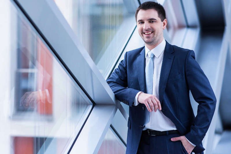 Fizyk Tomasz Gubiec pracuje nad modelem systemu bankowości, który pozwoli uchronić finanse przed krachem