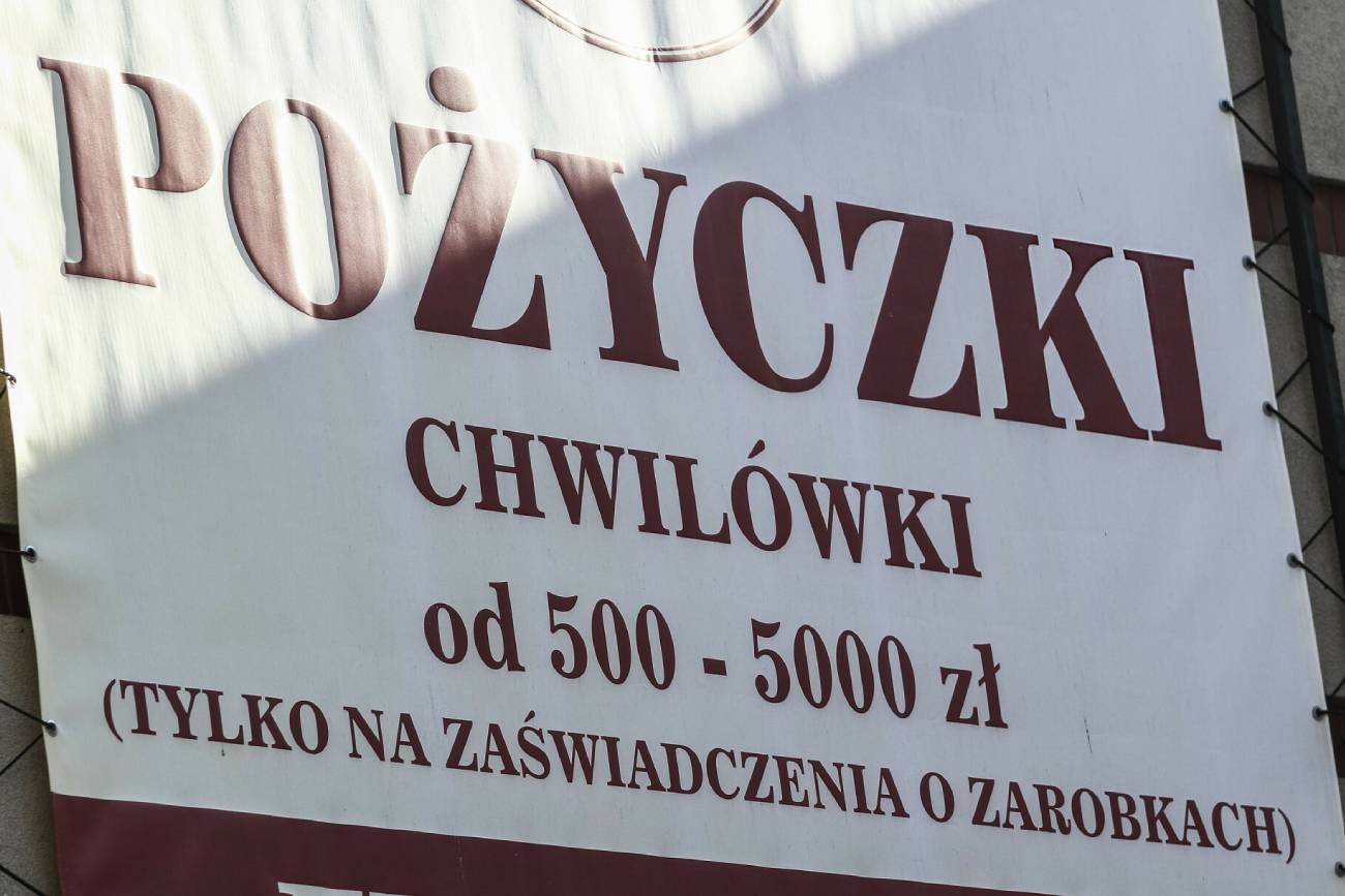 Reklama pożyczek chwilówek.