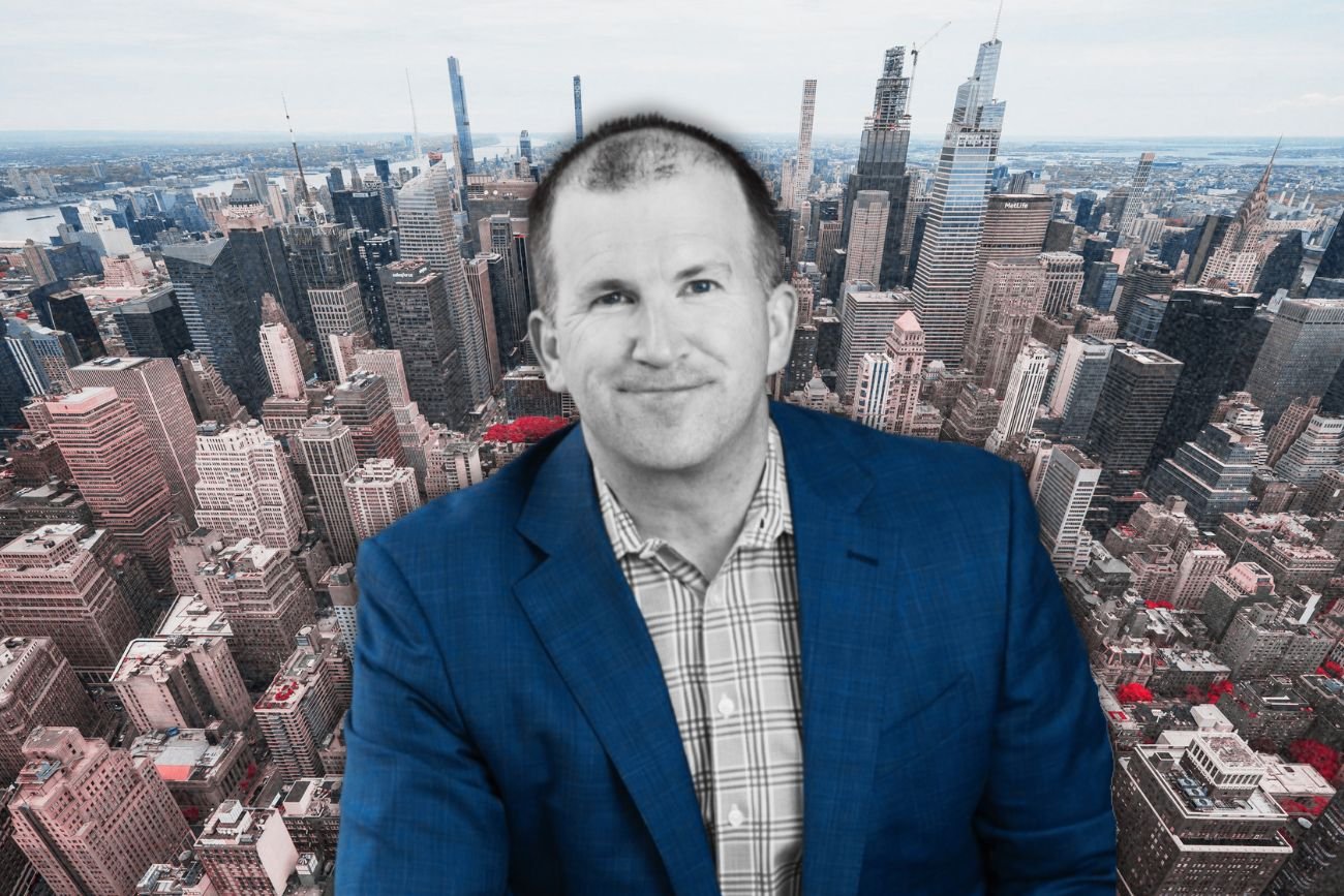 Od stażysty do CEO giganta. Jego historia stawia pytania o "amerykańśki sen"