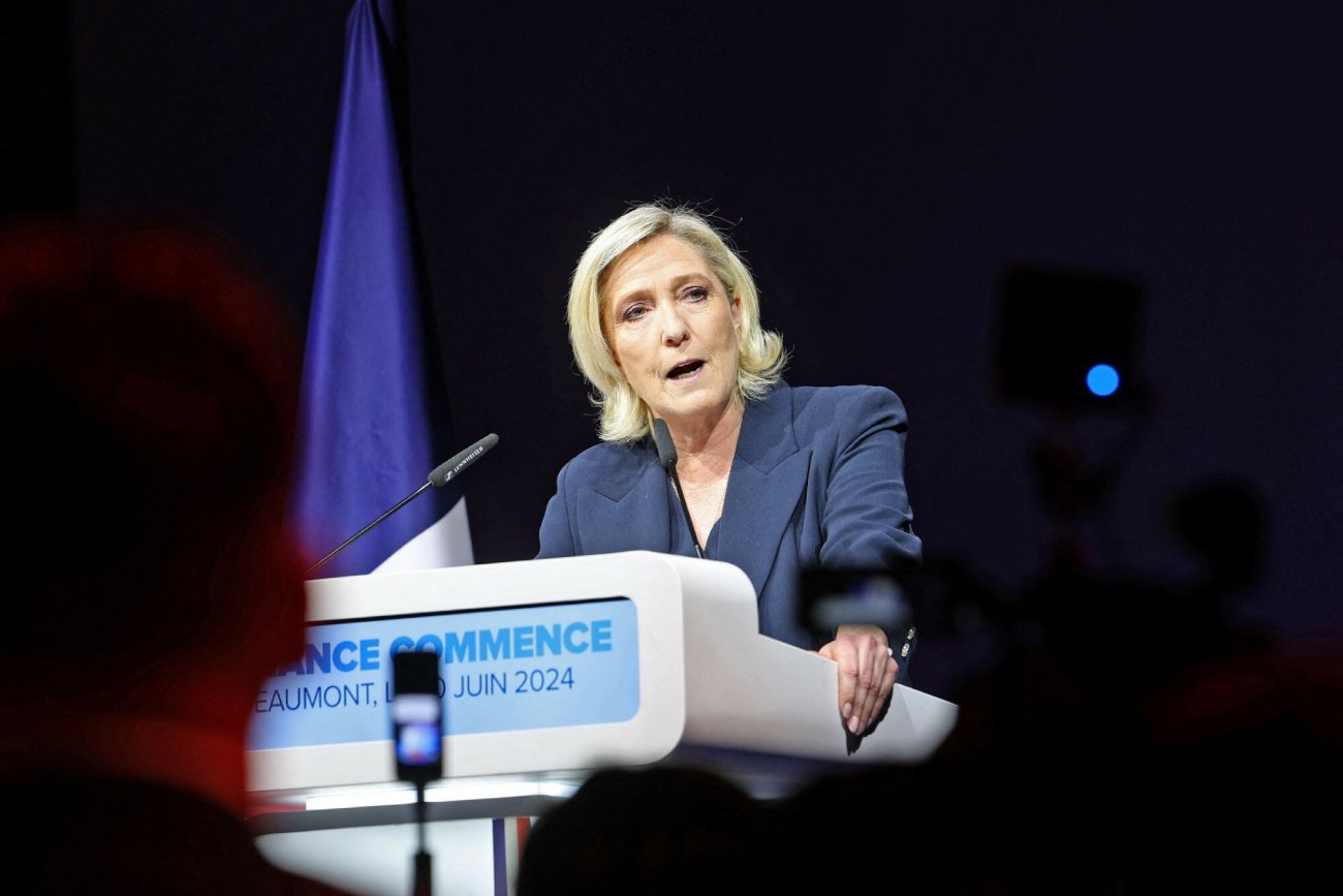 Pierwszą turę przedwczesnych wyborów parlamentarnych we Francji wygrywa Zjednoczenie Narodowe i rynek reaguje.