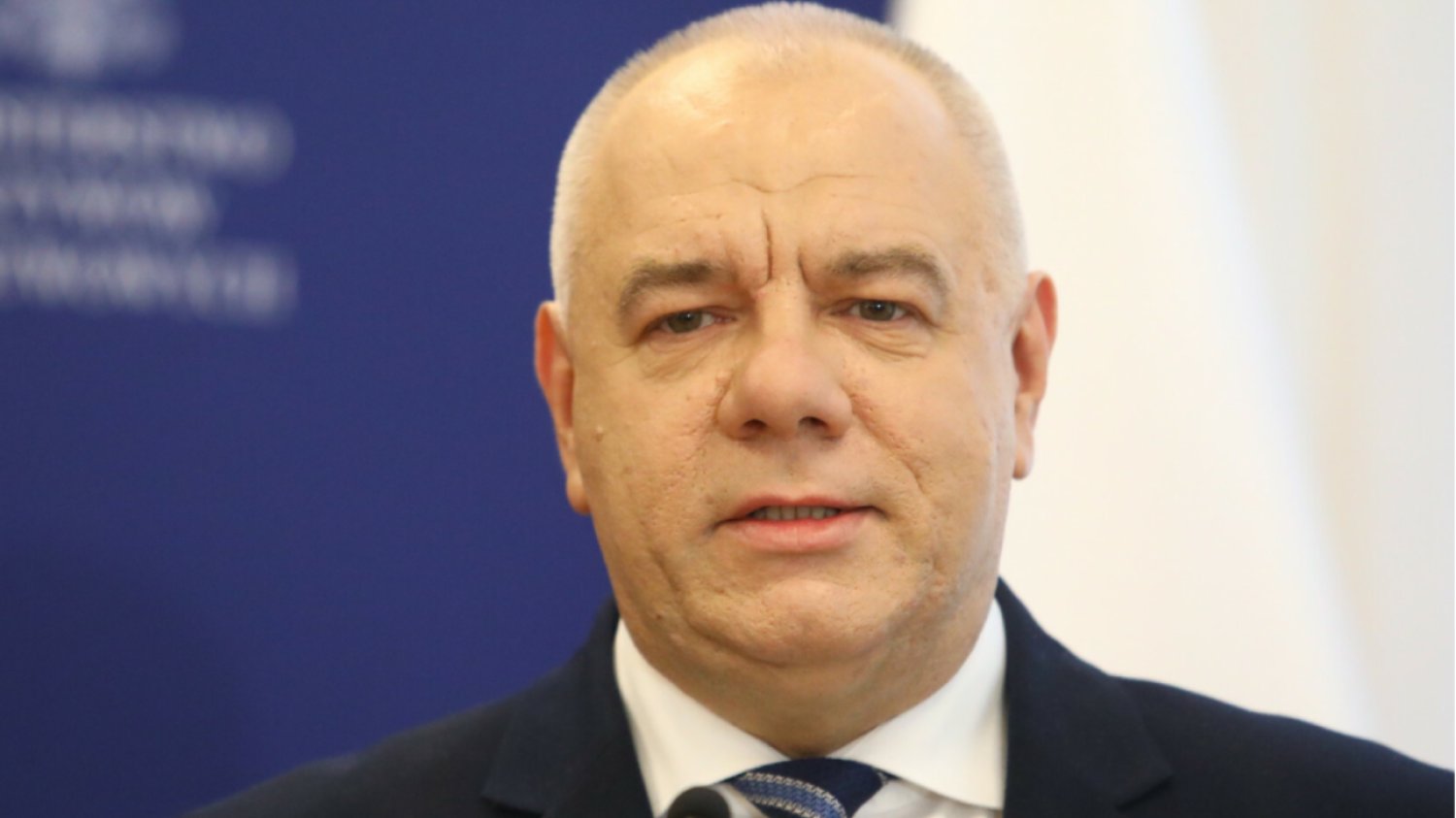 Podatek od nadzwyczajnych zysków spółek. Jacek Sasin liczy wpływy