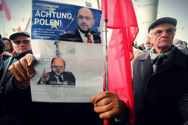 – Jeżeli przez wiele lat krytykuje się mainstream europejski, to ten mainstream w pewnym momencie mówi: "Nie chcecie? To dziękujemy, do widzenia" - komentuje Jacek Rostowski