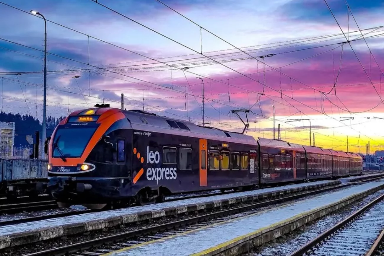 Koniec monopolu PKP Intercity. Czescy przewoźnicy wjeżdżają na polskie tory Koniec monopolu PKP Intercity. Czescy przewoźnicy wjeżdżają na polskie tory