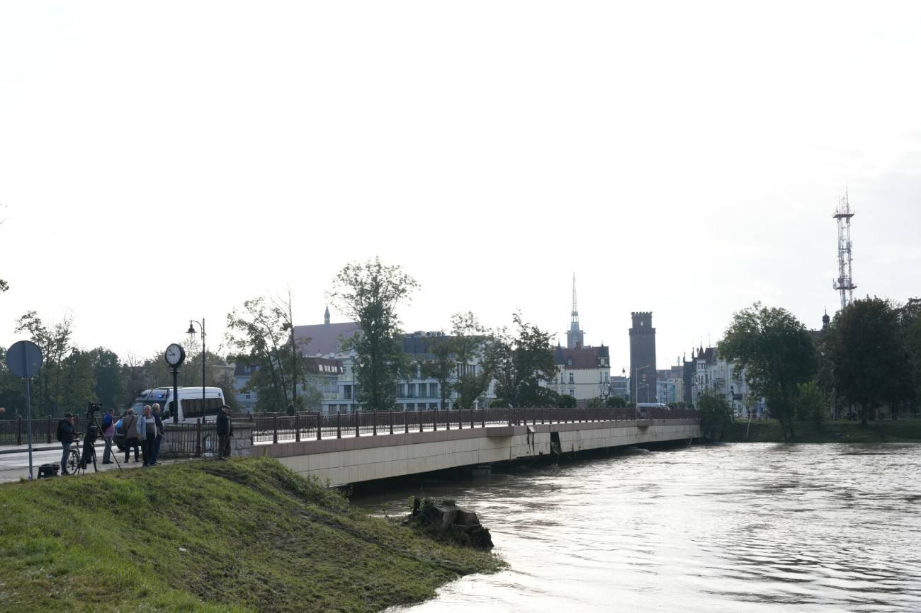 Po powodzi wylewają emocje. Pracownicy Wód Polskich mierzą się z groźbami karalnymi.