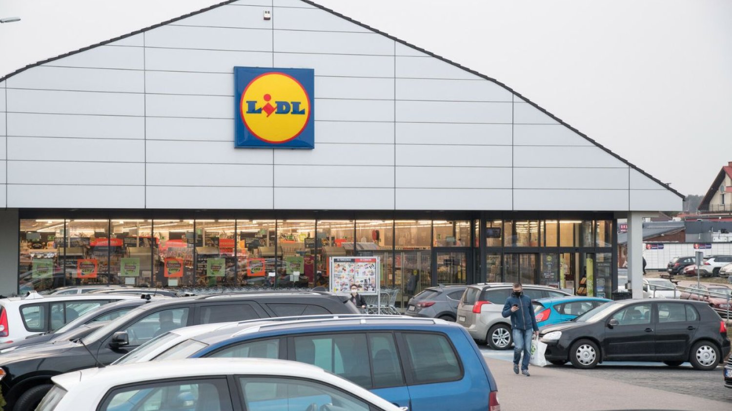 Z tą usługą Lidla zakupy zrobisz taniej. Rabaty wynoszą nawet do 50 proc.