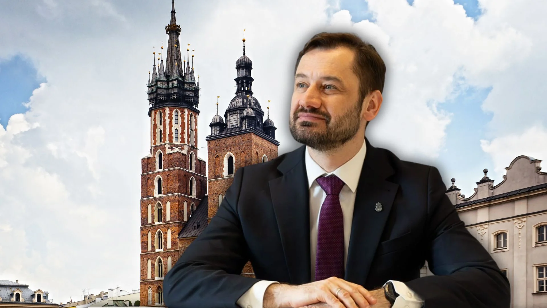 Miszalski przerwał milczenie. Ostry atak na Gibałę tuż przed II turą. Aleksander Miszalski w tle Kościół Mariacki.