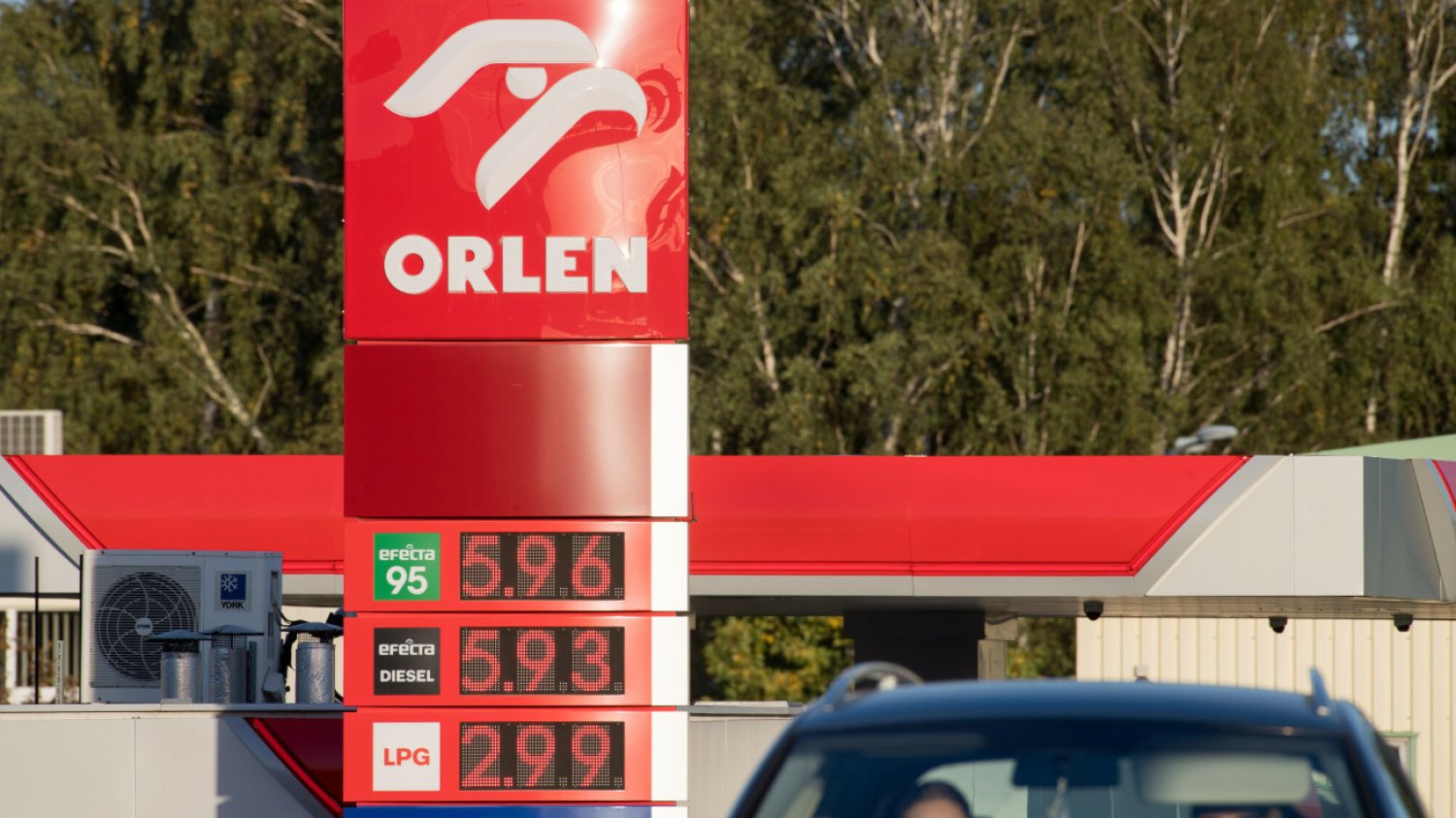 Niskie ceny LPG na stacjach paliw mogą niedługo przestać obowiązywać. Jesienią i zimą mogą nadejść podwyżki