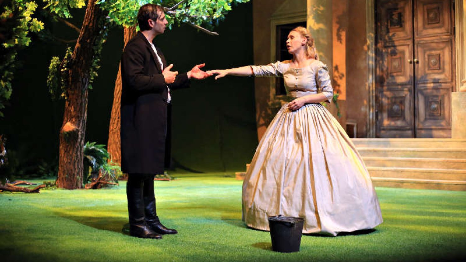 Polski startup zarabia na... teatrze. Idzie im tak dobrze, że wychodzą z projektem na całą Europę. Na zdjęciu spektakl "Fantazy" w reż. Michała Zadary w Teatrze Powszechnym.