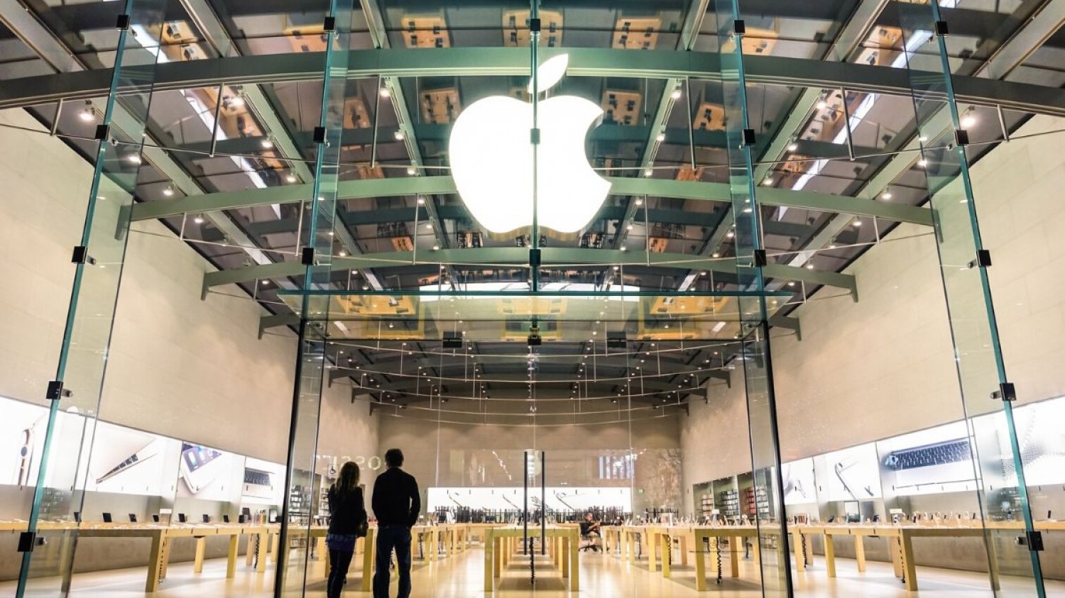 Apple Glass dostosuje się do twoich oczu - wynika z patentu złożonego przez firmę.