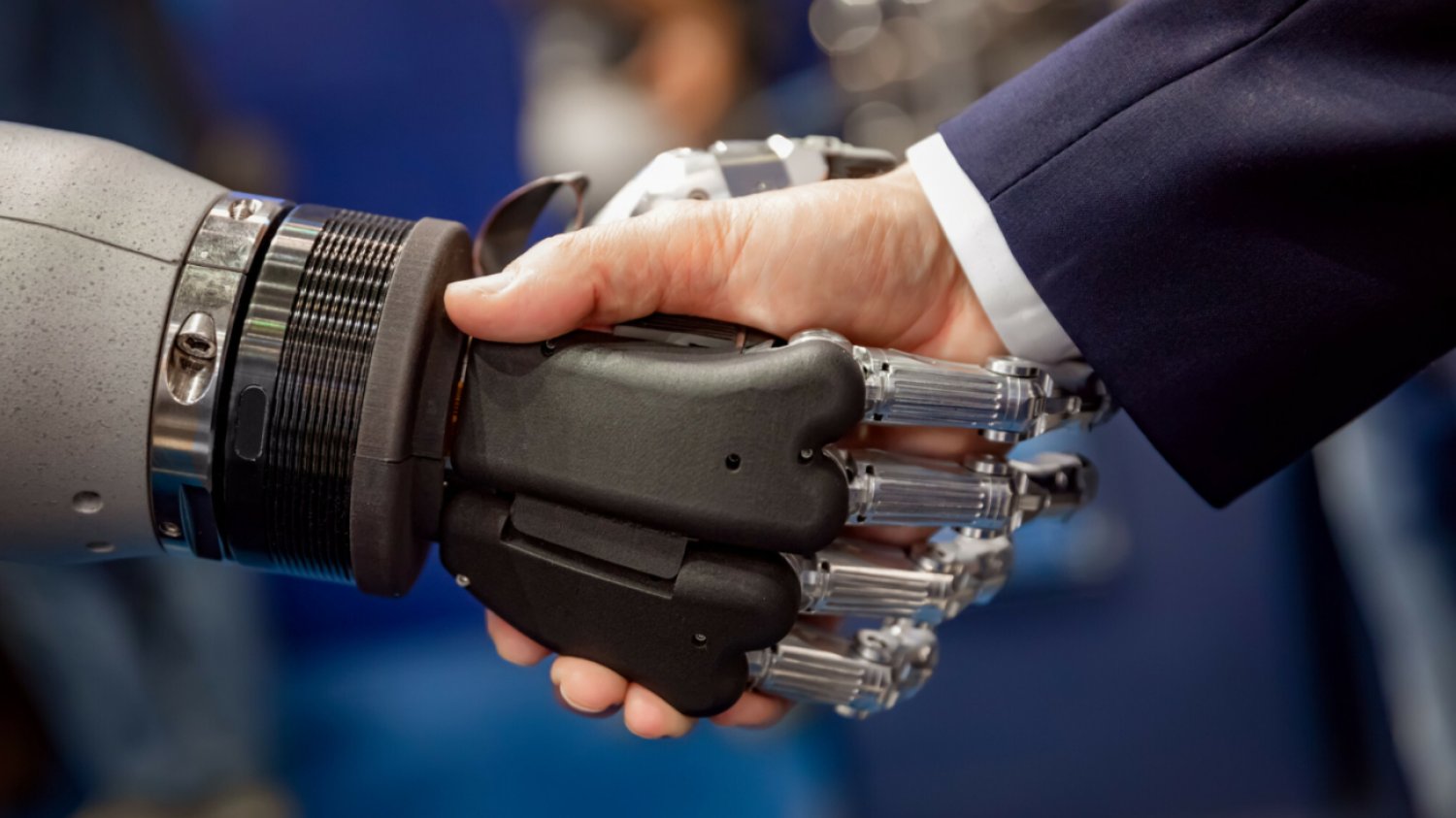 Robot i człowiek.