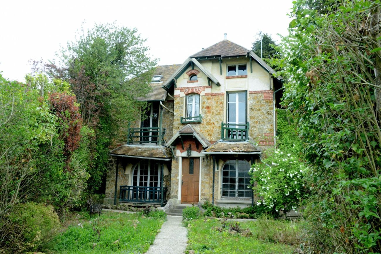 Dom Marii Skłodowskiej-Curie i Piotra Curie. Kupiła go Dominika Kulczyk