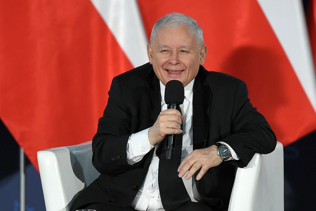 Rząd pracuje nad propozycją Kaczyńskiego - młode osoby mają mieć dostęp do tanich kredytów mieszkaniowych