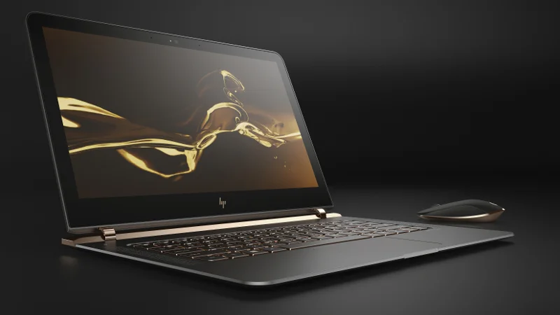 Laptop posiada wydajny procesor Intel® CoreTM i5/i7 szóstej generacji, który osiąga pełną moc dzięki unikatowej konstrukcji.