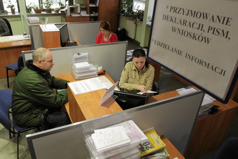 Urzędniku, pisz i mów jaśniej. Aplikacja ma zmusić pracowników urzędów do używania języka zrozumiałego dla obywateli.
