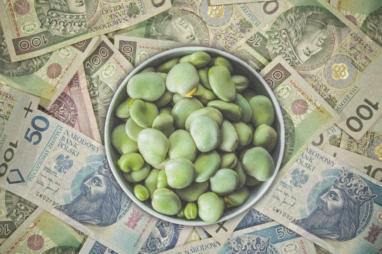 Wczesny bób w Biedronce. Ludzie znowu łapią się za głowy i jest powód