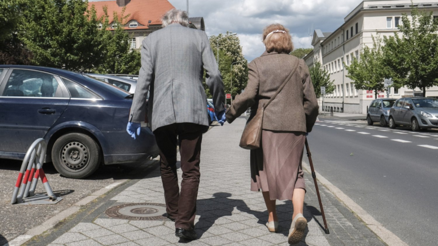 Eksperci ostrzegają, że emerytury stażowe najprawdopodobniej doprowadzą do podniesienia składek ZUS.