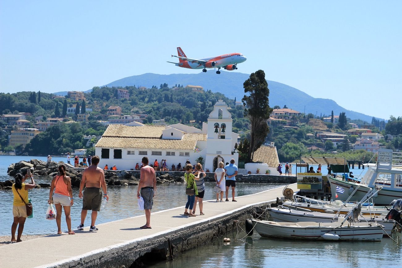 Gdzie teraz najbardziej opłaca się lecieć na wczasy?