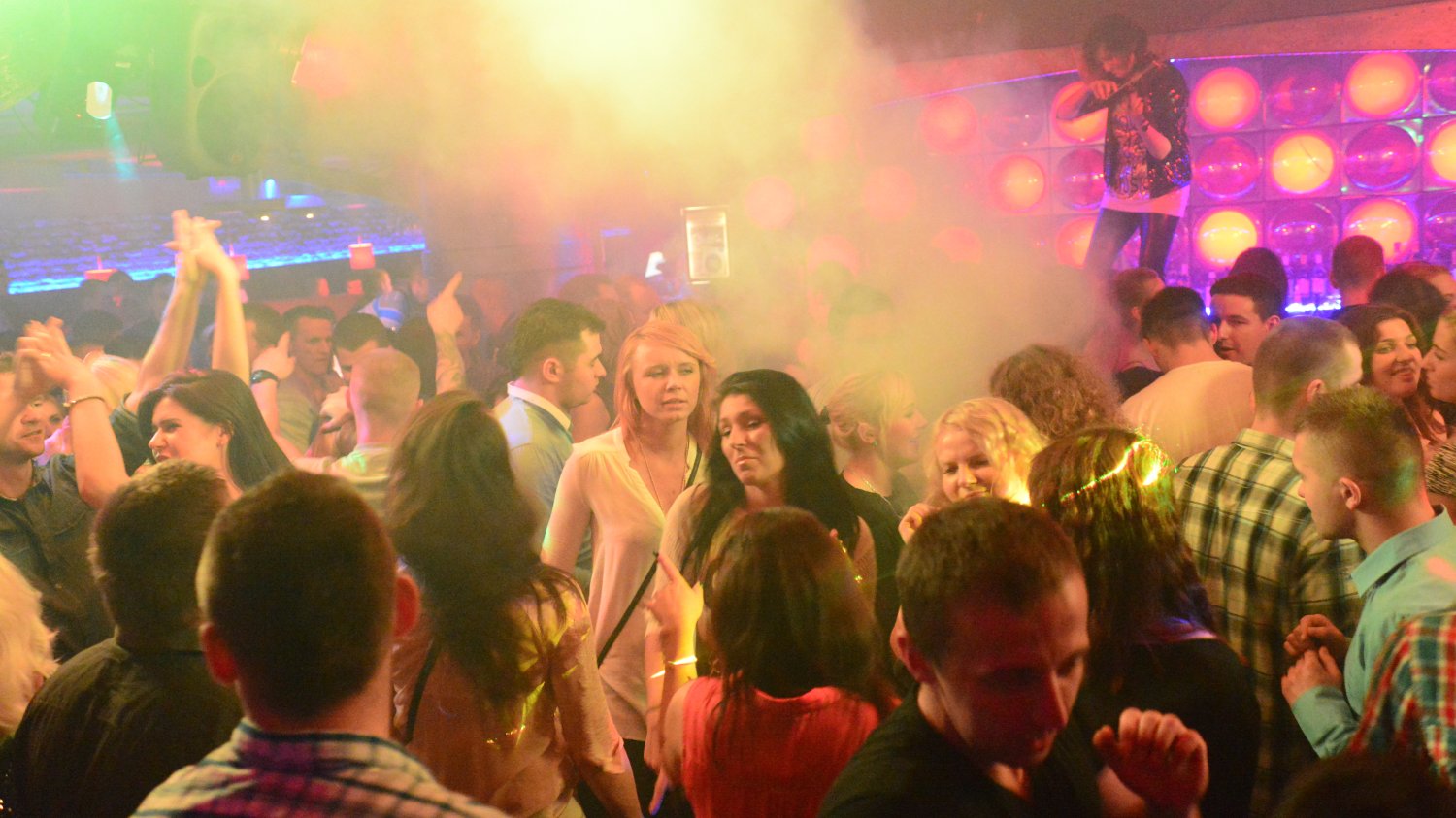 Do wejścia na drogę sądową szykują się m.in. właściciele klubów nocnych i dyskotek.