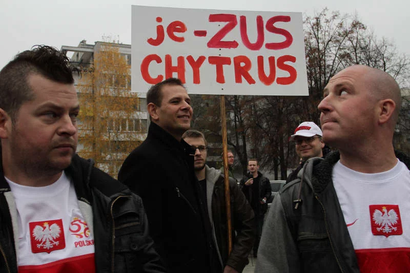 Protest przedsiębiorców z małych i średnich firm pod Sejmem