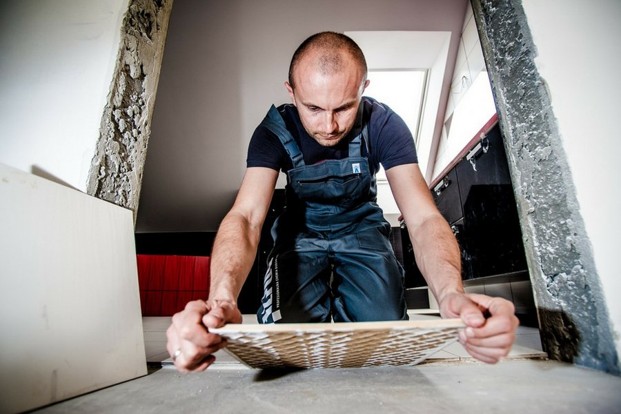 Mieszkania na sprzedaż. Specustawa mieszkaniowa powinna zwiększyć podaż mieszkań, a więc wpłynąć na ich ceny. Pod warunkiem, że deweloperzy nie skorzystają z okazji do podniesienia marży.