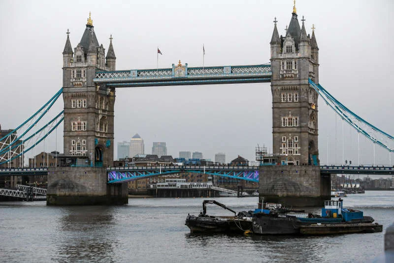 Tower Bridge w Londynie