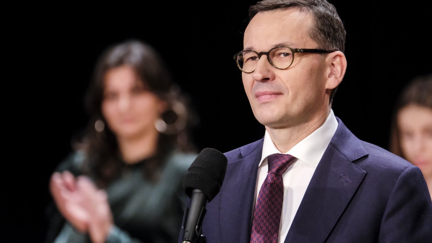 Mateusz Morawiecki zapowiedział uruchamianie kolejnych elementów pakietu antykryzysowego. Szczegóły jutro.
