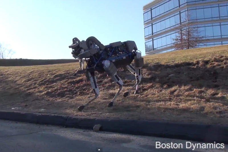 Nowy pies-robot od Boston Dynamics porusza się niemal jak żywy