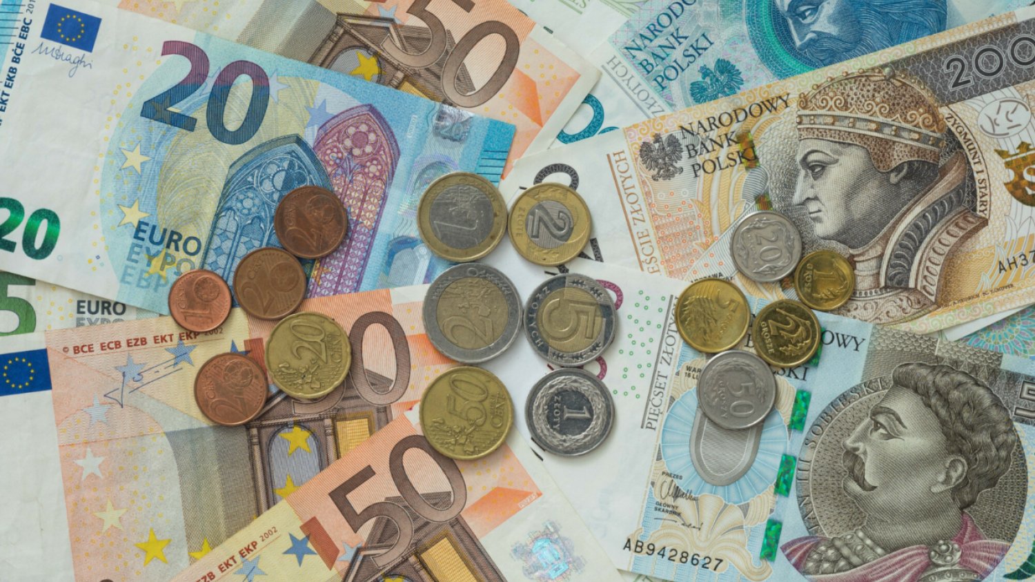 Banknoty i monety euro i złotego