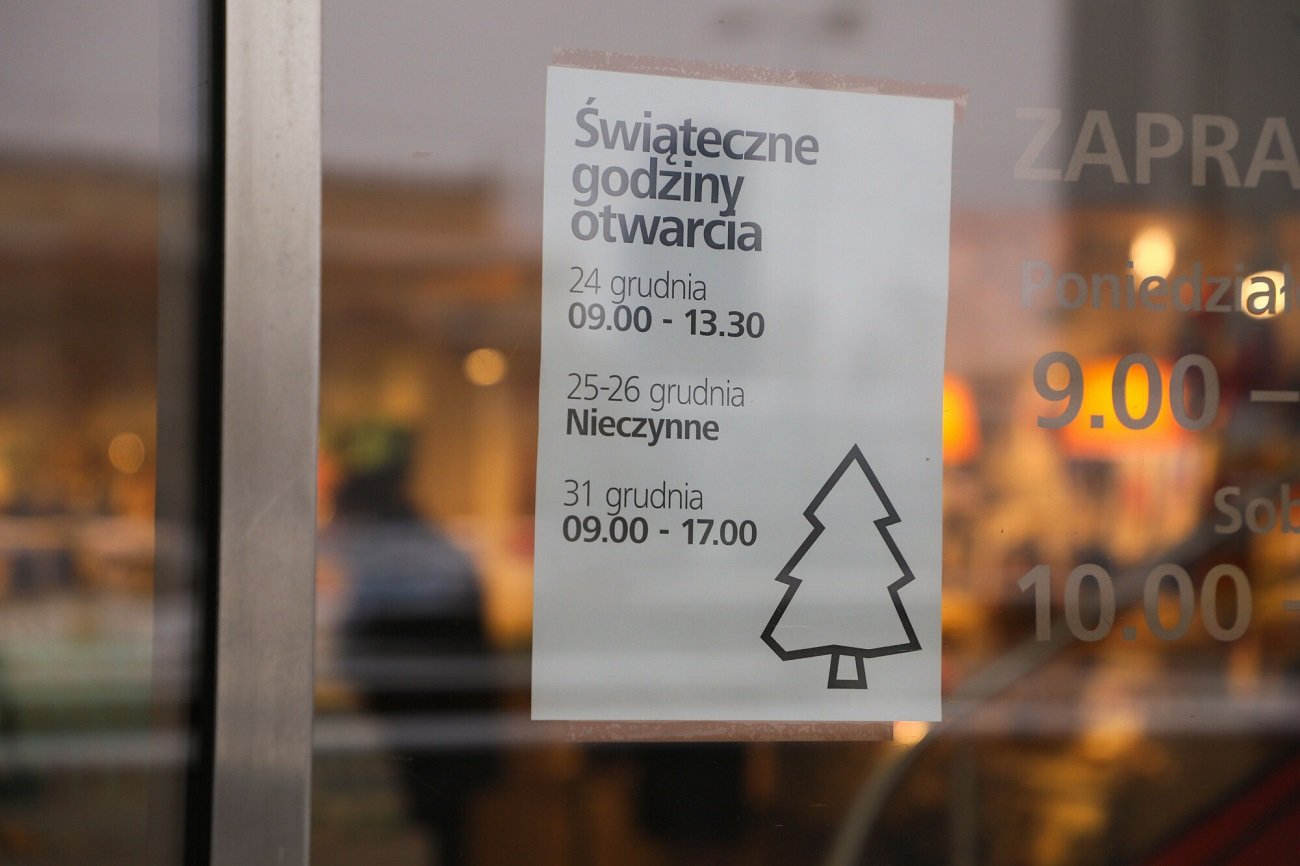 W pierwszy i drugi dzień Świąt da się zrobić zakupy w wybranych placówkach.