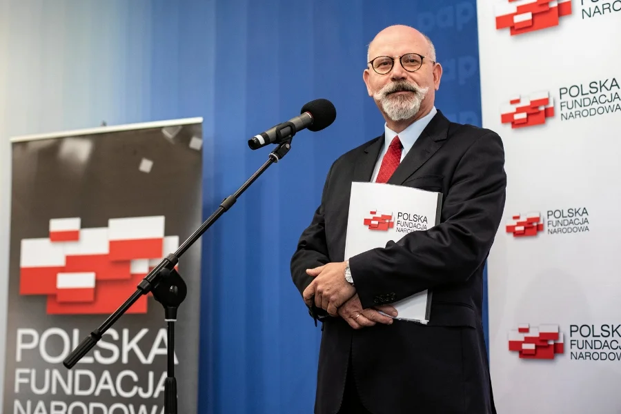 Polska Fundacja Narodowa dostanie w ciągu dekady 650 mln zł z pieniędzy państwowych koncernów.