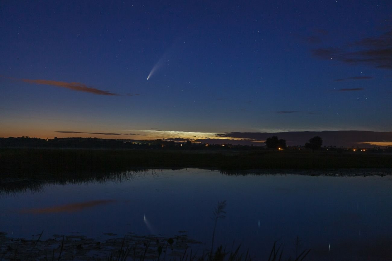 A to kometa C2020 E3 (NEOWISE), którą mogliśmy zaobserwować trzy lata temu.