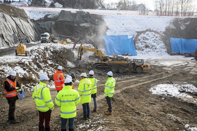 Budowlańcy apelują do ministerstwa o zmiany w warunkach umów. – Inaczej branżę czeka fala bankructw – prognozują