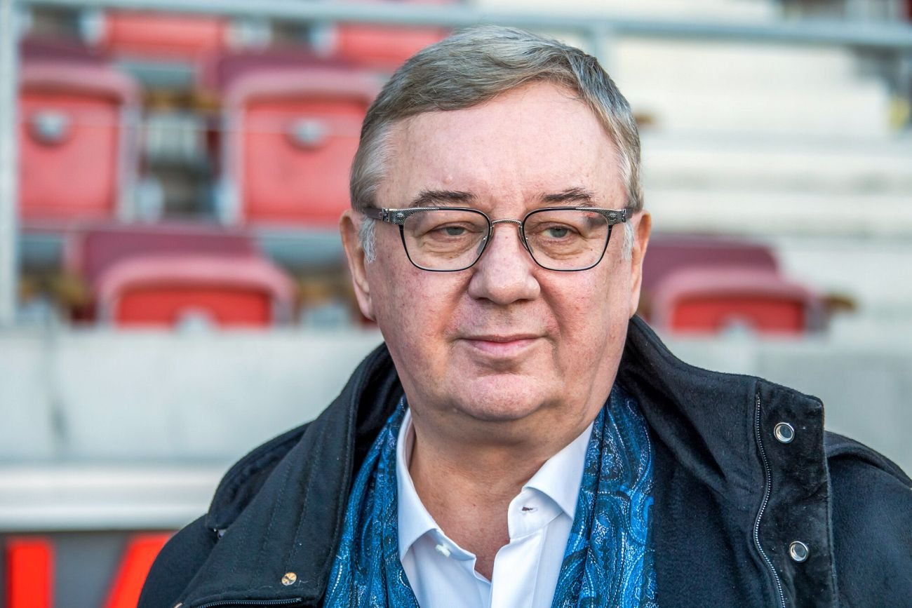 Prof. Janusz Filipiak nowym Jeffem Bezosem raczej się nie stanie, ale na polskim rynku e-commerce może namieszać.