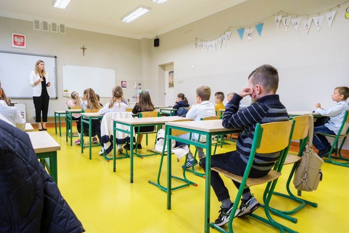 Senatorowie KO chcąc się zabrać za stworzenie projektu, dotyczącego podwyżek dla budżetówki.